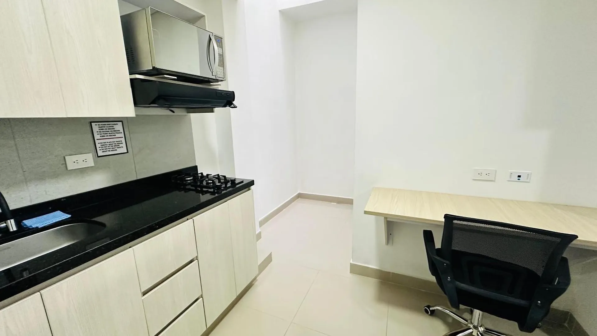 Verdum Medellín 0*,  Colombia